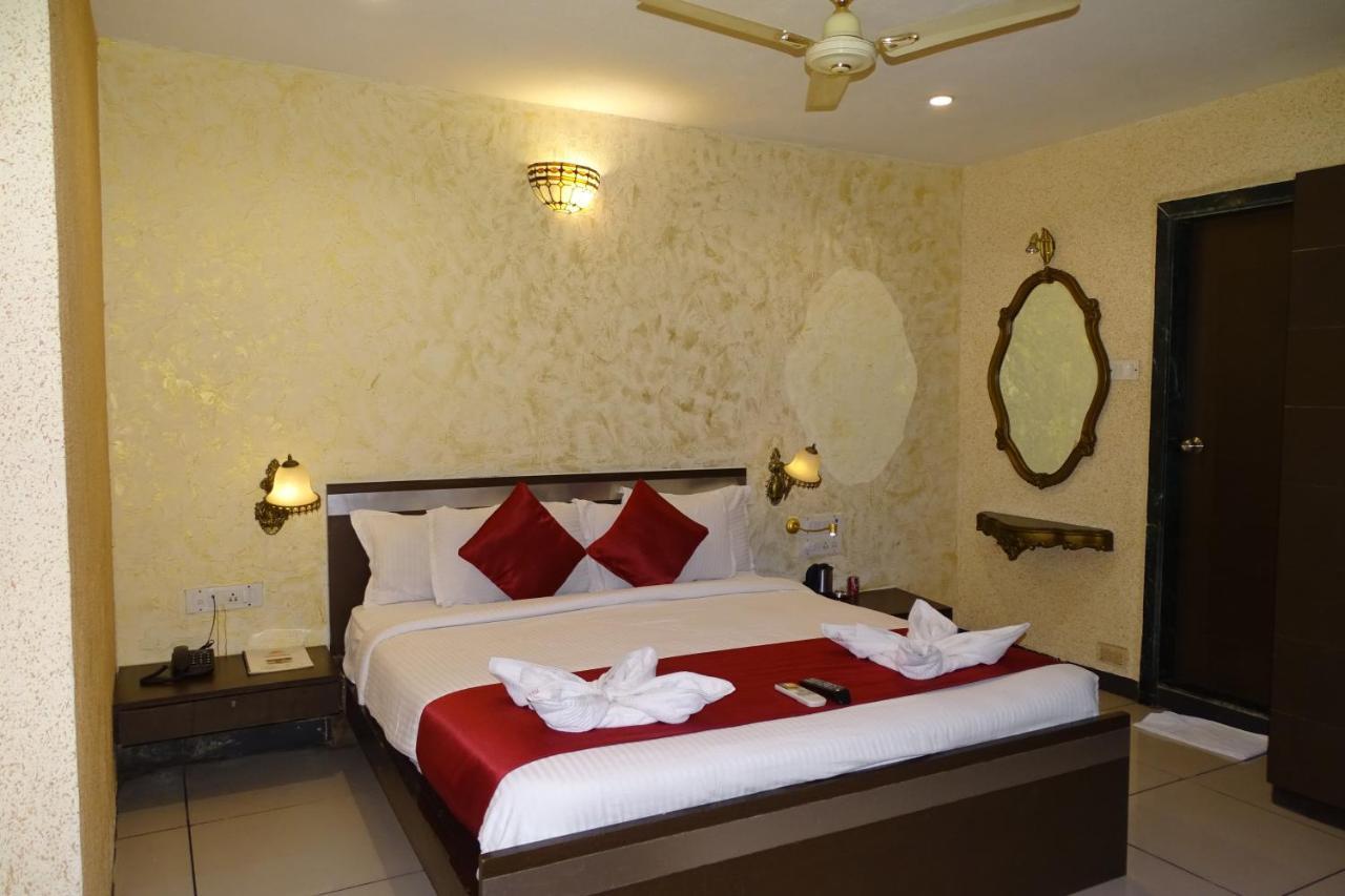 Hotel Sunshine Airport Bombay Esterno foto