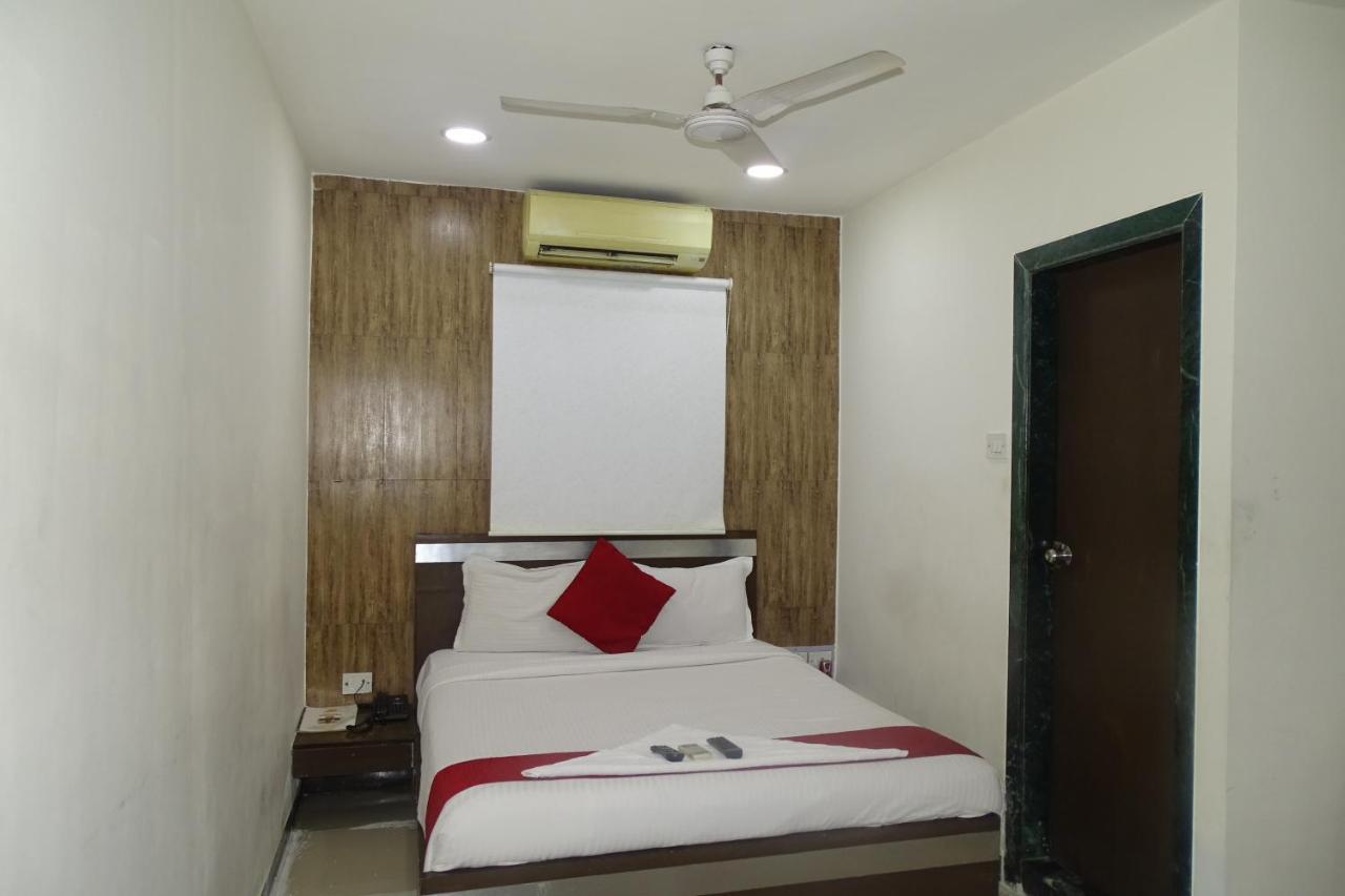 Hotel Sunshine Airport Bombay Esterno foto