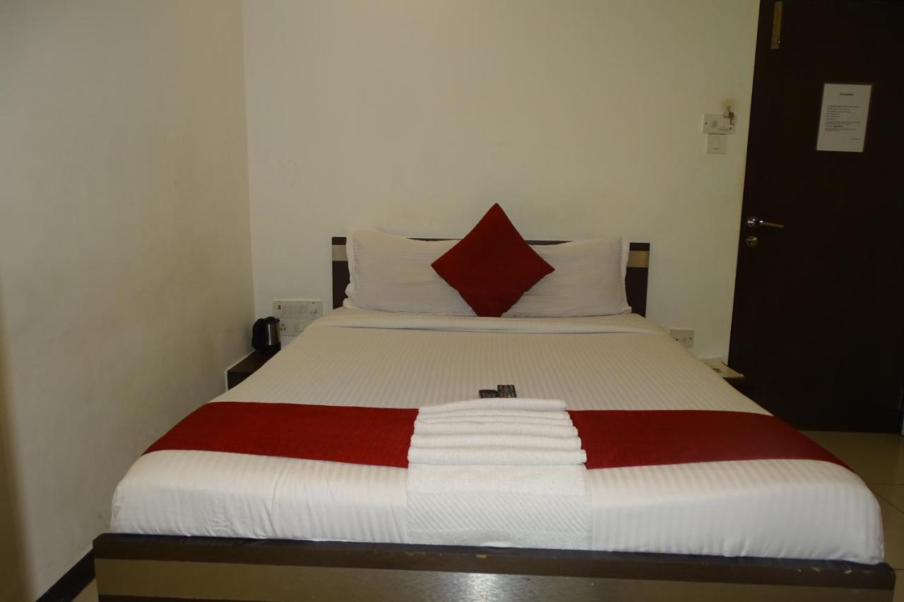 Hotel Sunshine Airport Bombay Esterno foto