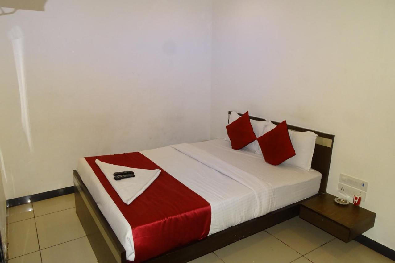 Hotel Sunshine Airport Bombay Esterno foto