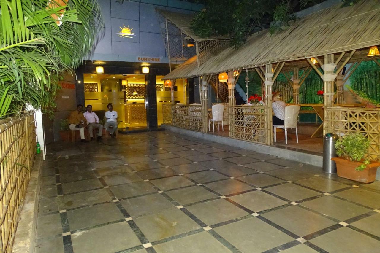 Hotel Sunshine Airport Bombay Esterno foto