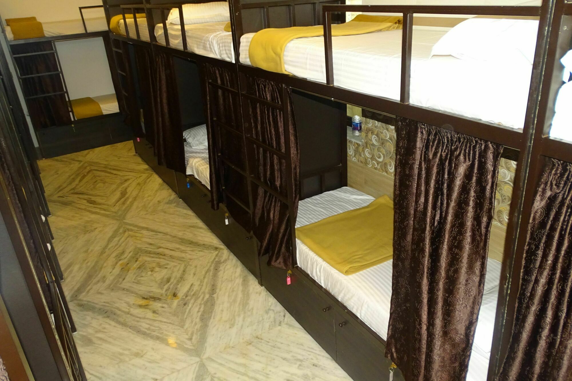 Hotel Sunshine Airport Bombay Esterno foto